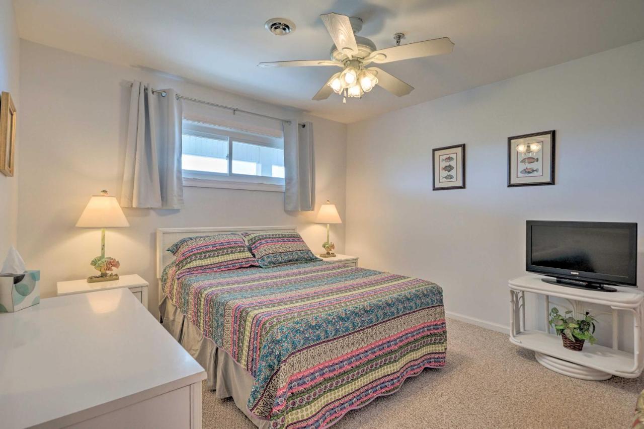 Oak Island Beachfront Condo With Community Pool Luaran gambar