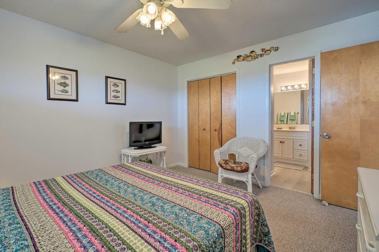 Oak Island Beachfront Condo With Community Pool Luaran gambar